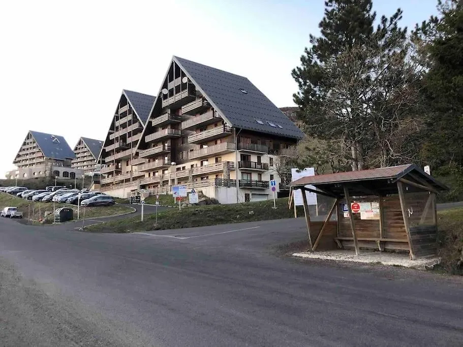 Apartment Appartement Bellevue Sur Les Hauteurs De Super-Besse