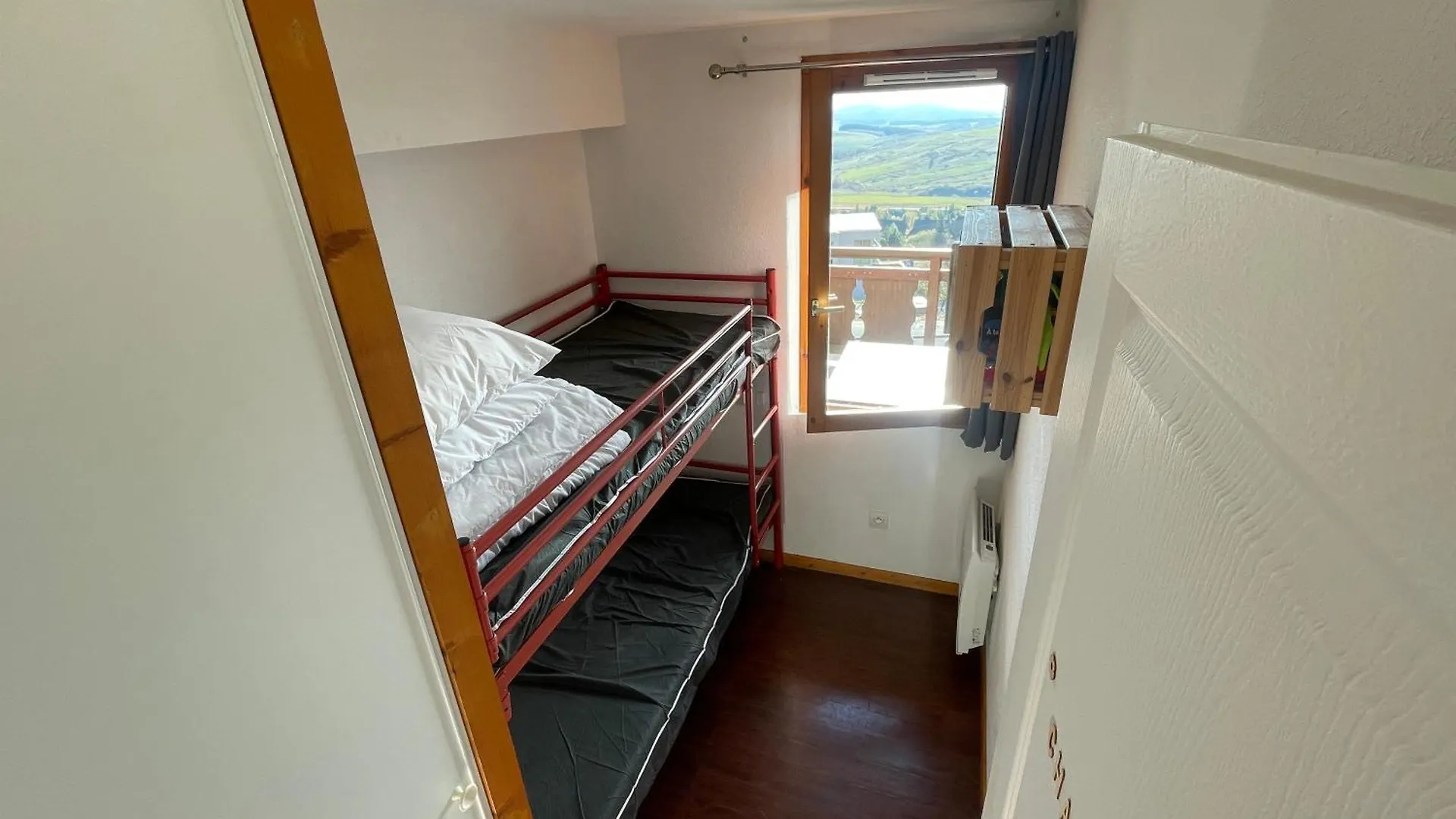 Apartment Appartement Bellevue Sur Les Hauteurs De Super-Besse France