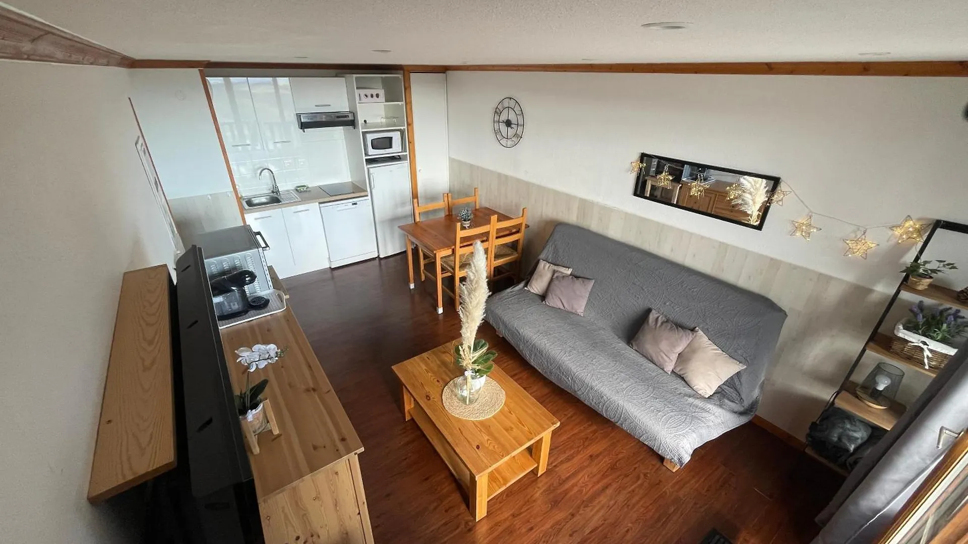 Apartment Appartement Bellevue Sur Les Hauteurs De Super-Besse
